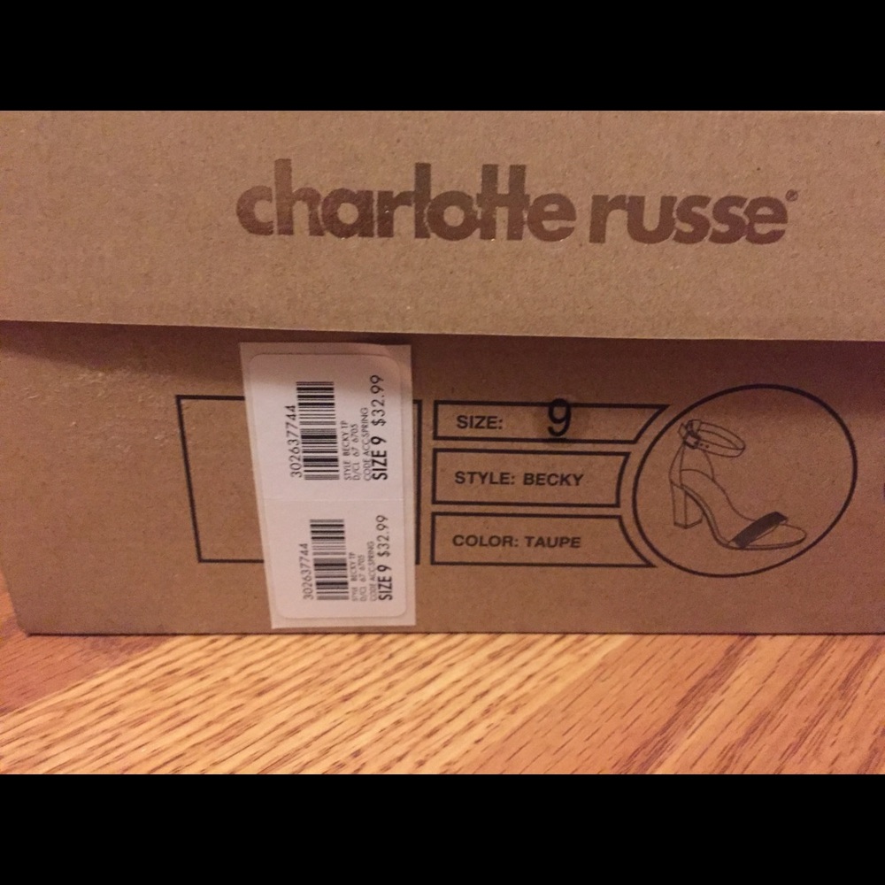 Shoes - Picture 4 of 4